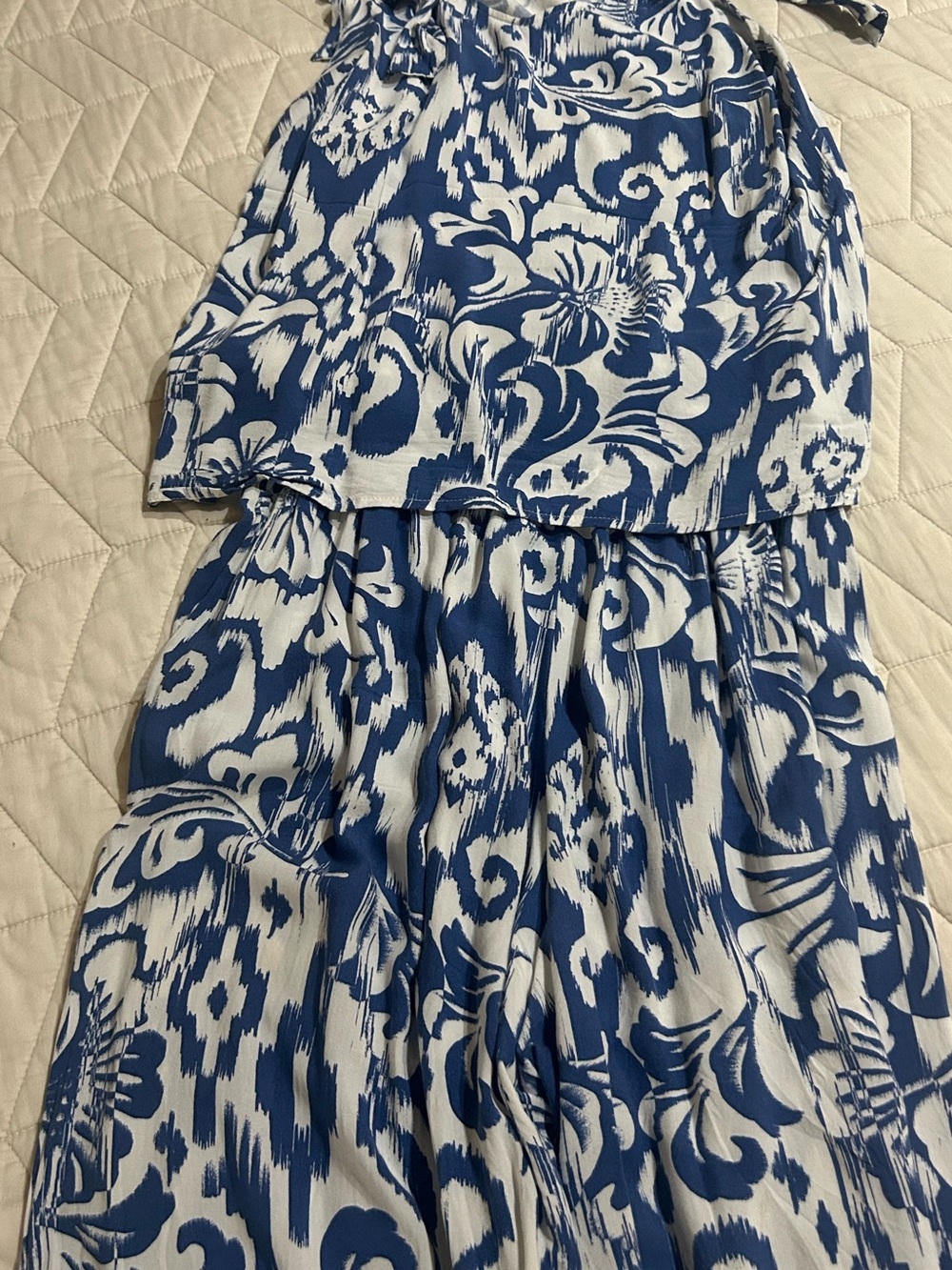 CeCe Blue and White Floral-Print Wide Leg pants and a matching top.
